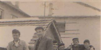 Првиот трактор во задругата