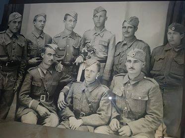 32090069_844153075792005_1285343528255225856_n