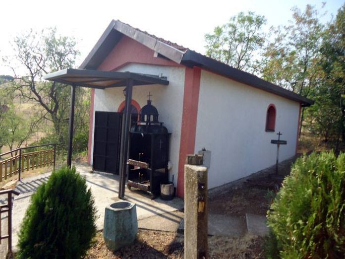 Deljadrovci-sv mala bogorodica