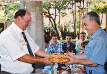 Зошто се крши погача на свадба